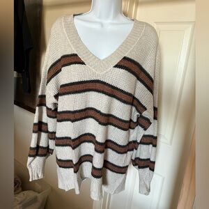 American Eagle Outfitters V-Neck Sweater - Cream, Black, Brown